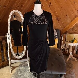 Badgley Mischka Black Lace Long Sleeve Dress